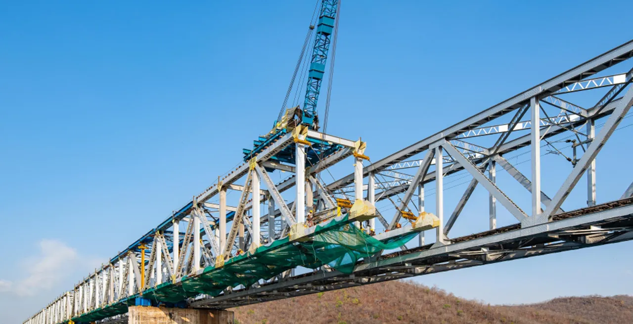 2011 started executing turnkey bridge projects including substructure